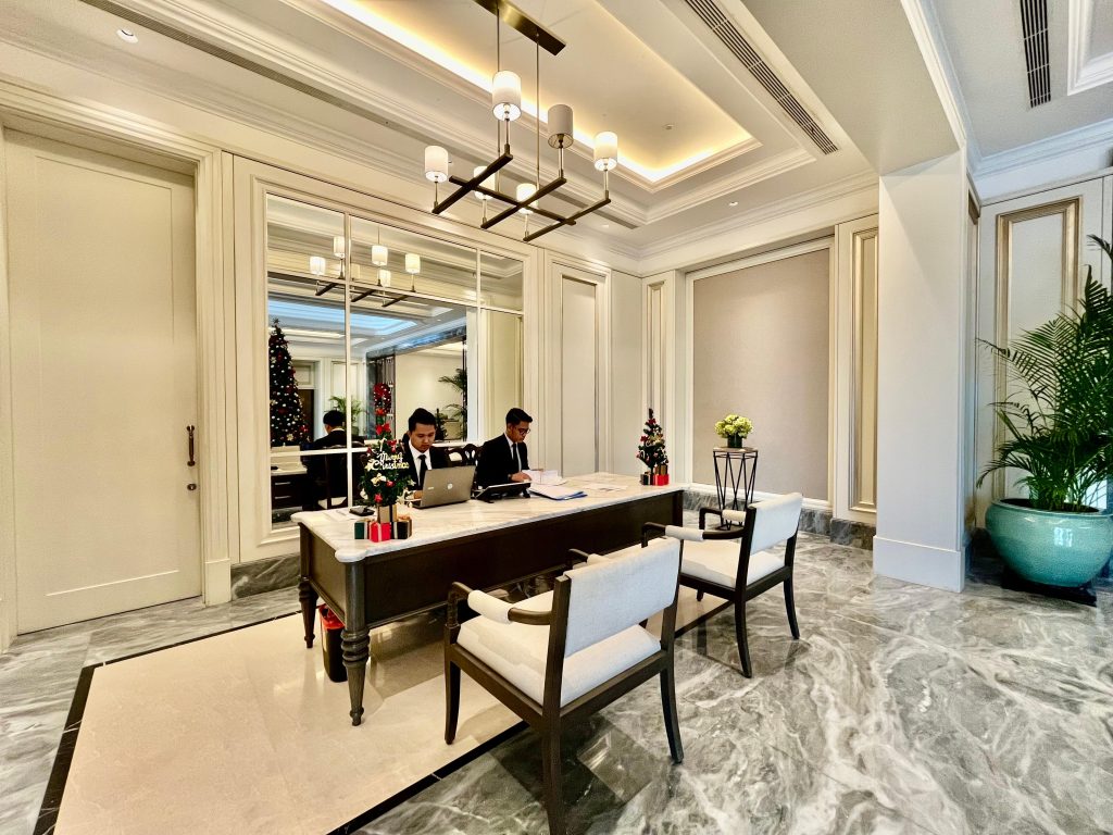 people at Le Parc luxury apartment