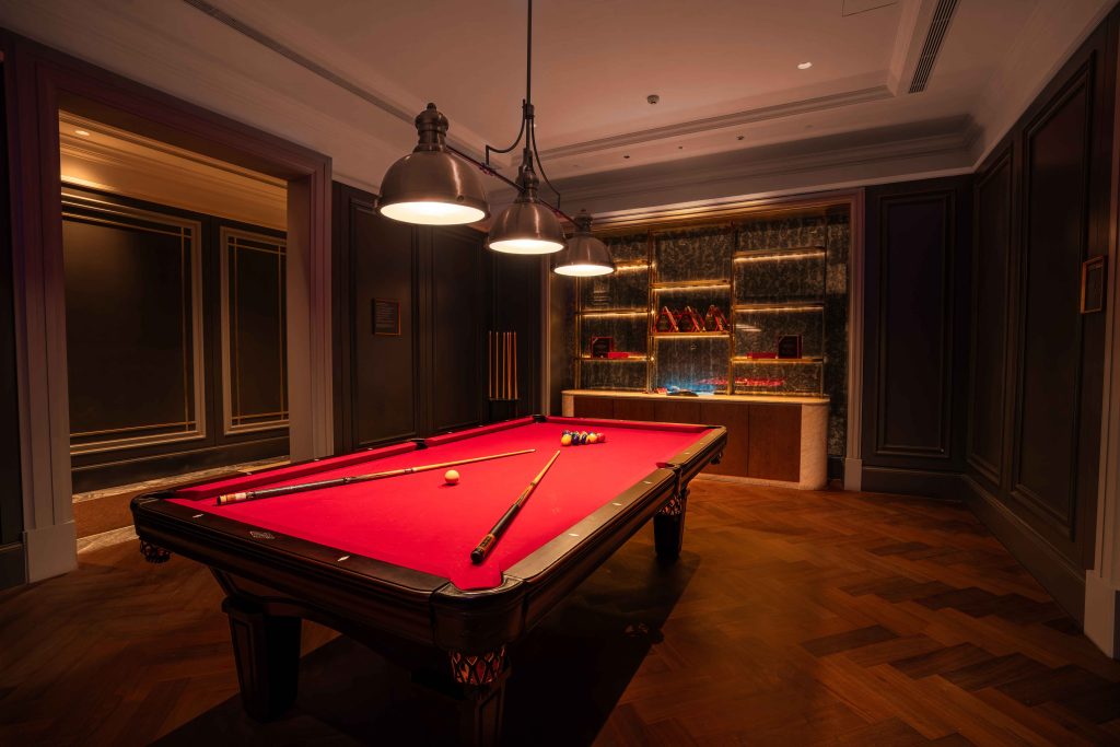 Premium Billiard Room