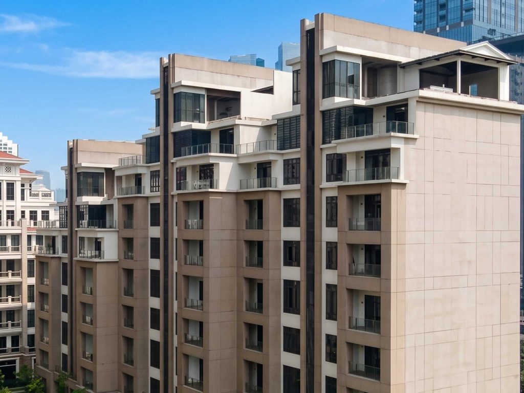 The Townhomes 394.44 sqm Duplex Unit at Le Parc